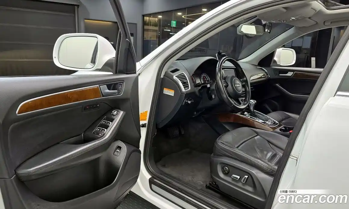 Audi Q5 2014 2.0 гидро в Москве № 2057372, фото 10