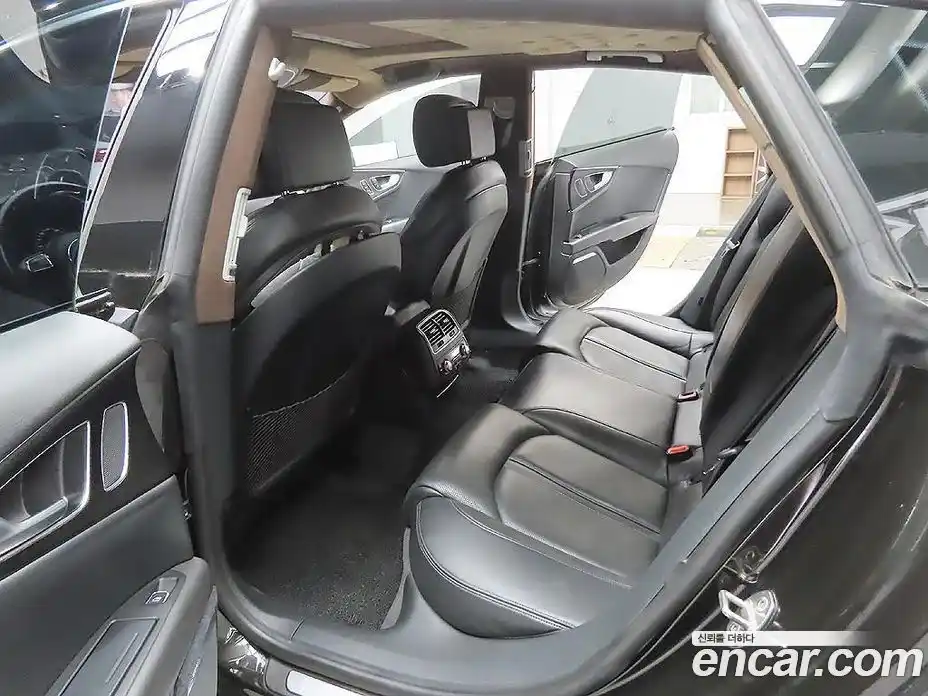 Audi A7 2014 3.0 гидро в Москве № 2057672, фото 10