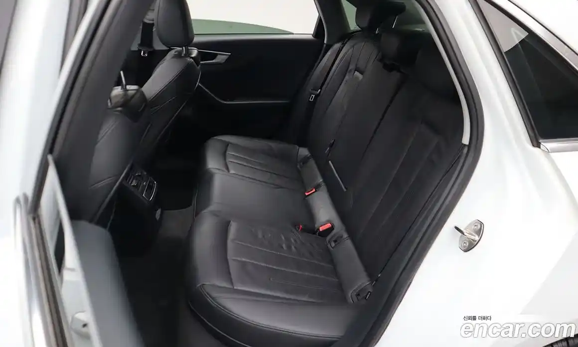 Audi A4 2018 2.0 гидро в Москве № 2057701, фото 8