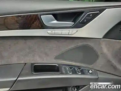 Audi A8 2014 4.1 гидро в Москве № 2057829, миниатюра 12