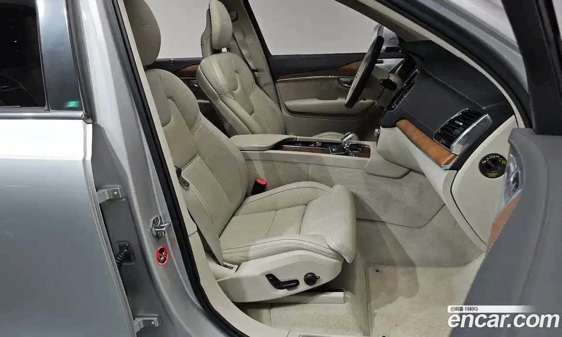 Volvo XC90 2020 2.0 гидро в Москве № 2057947, фото 17