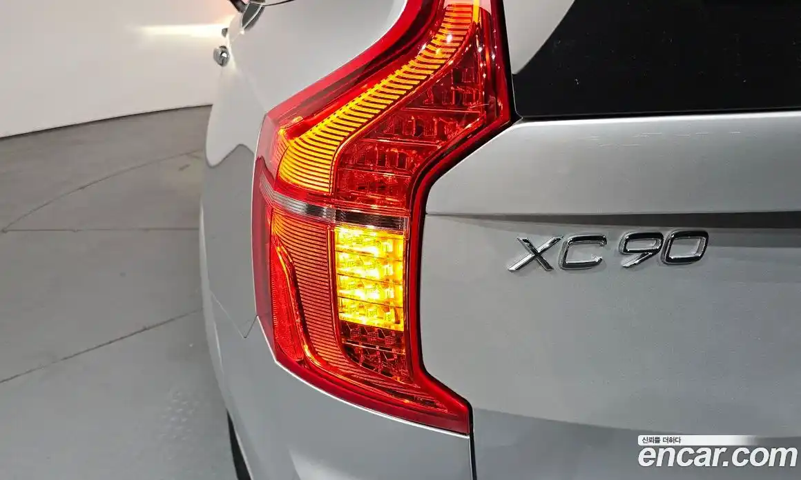 Volvo XC90 2020 2.0 гидро в Москве № 2057947, фото 8