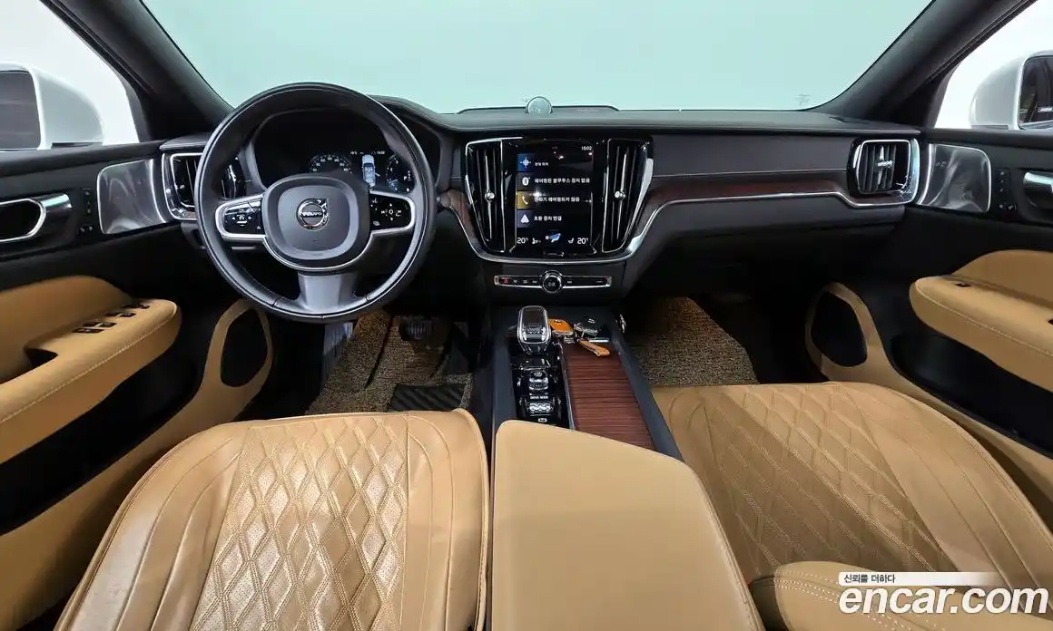 Volvo S60 2021 2.0 гидро в Москве № 2057984, фото 7