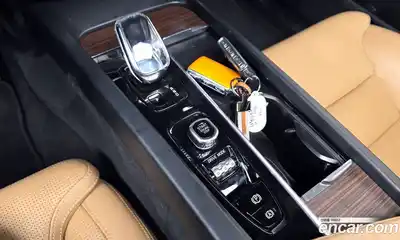 Volvo XC60 2021 2.0 гидро в Москве № 2057985, миниатюра 12
