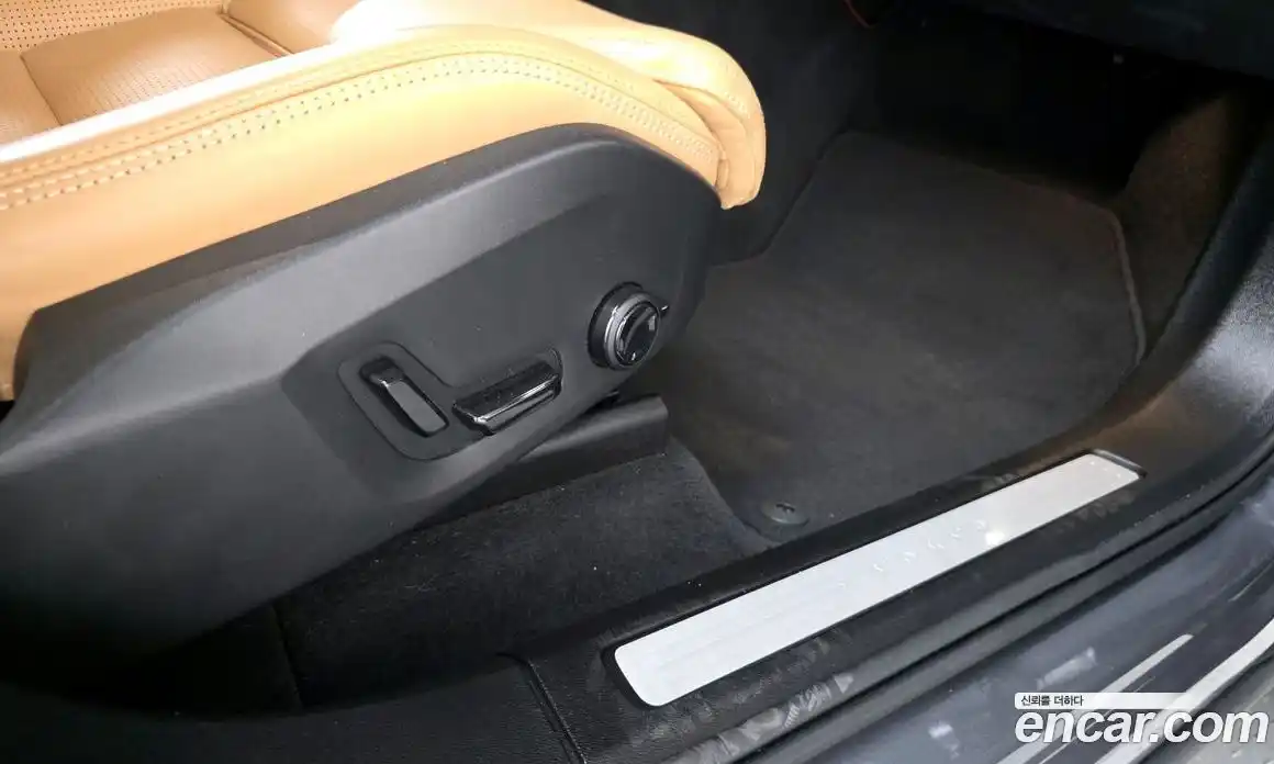 Volvo XC60 2021 2.0 гидро в Москве № 2057985, фото 24