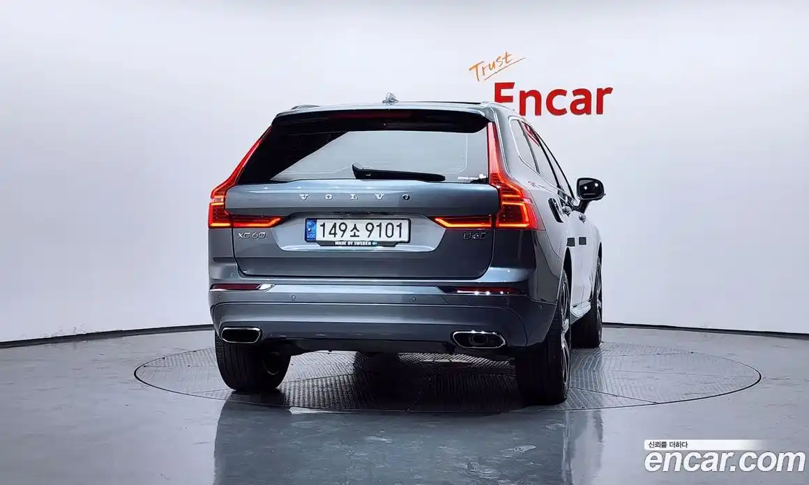 Volvo XC60 2021 2.0 гидро в Москве № 2057985, фото 4