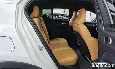 Volvo XC40 2020 2.0 гидро в Москве № 2057991, миниатюра 12