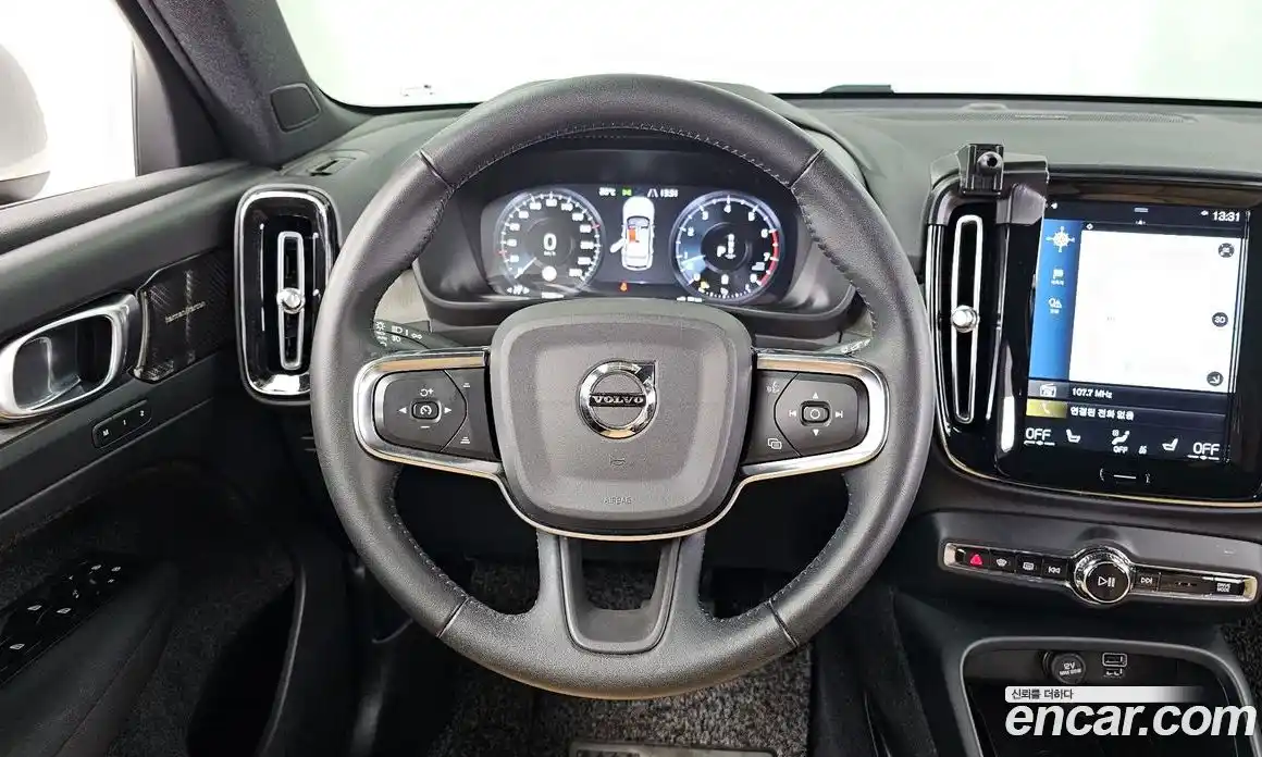 Volvo XC40 2020 2.0 гидро в Москве № 2057991, фото 13