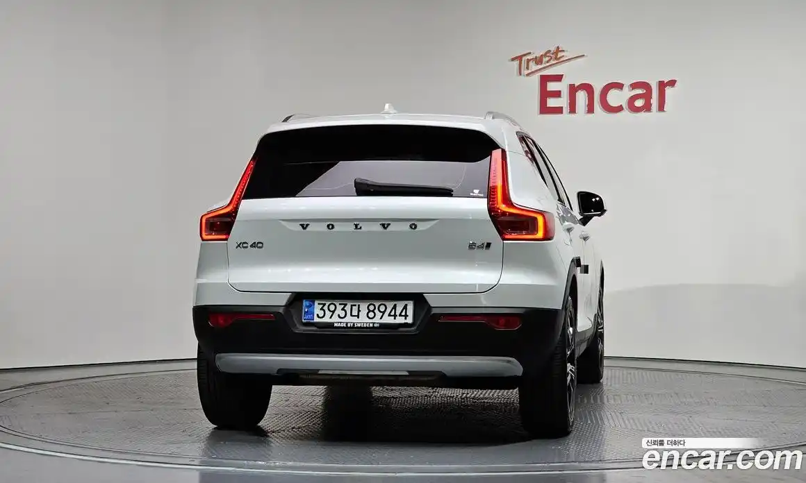 Volvo XC40 2020 2.0 гидро в Москве № 2057991, фото 4