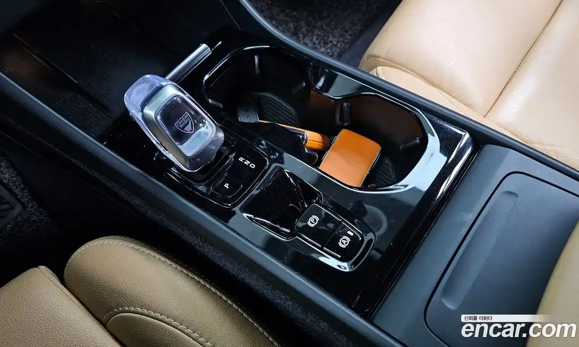 Volvo XC40 2020 2.0 гидро в Москве № 2057991, фото 9
