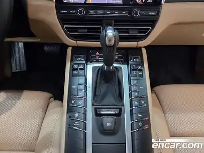 Porsche Macan 2021 2.0 гидро в Москве № 2058612, миниатюра 12