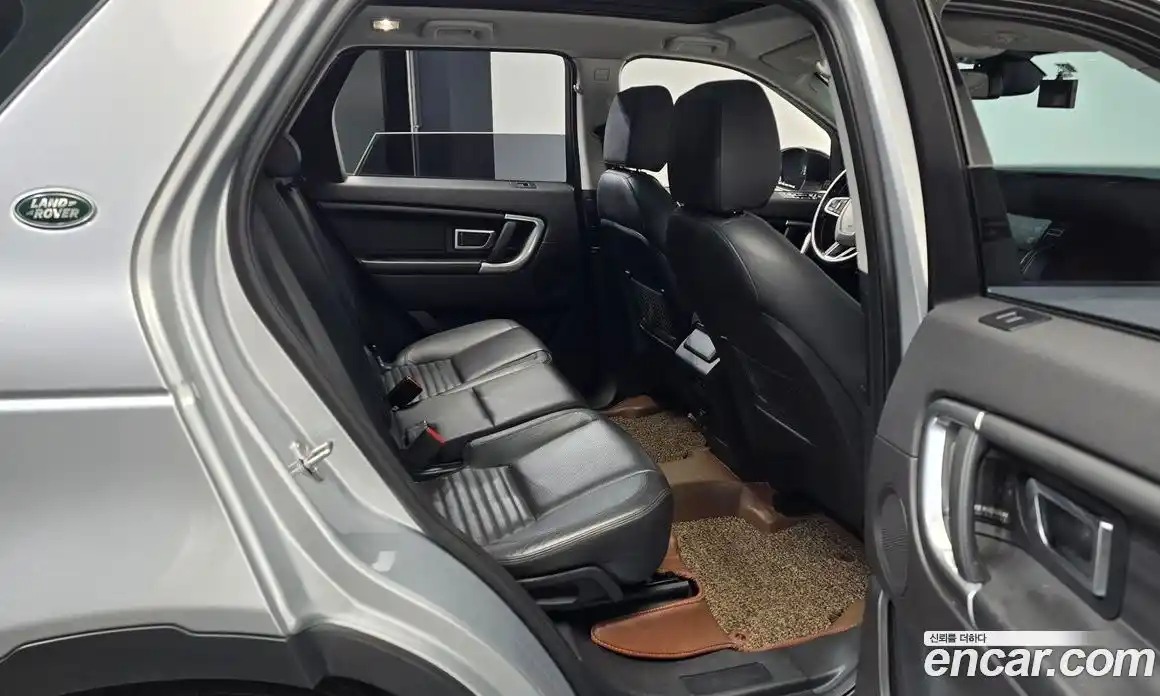 Land Rover Discovery Sport 2016 2.0 гидро в Москве № 2058869, фото 11