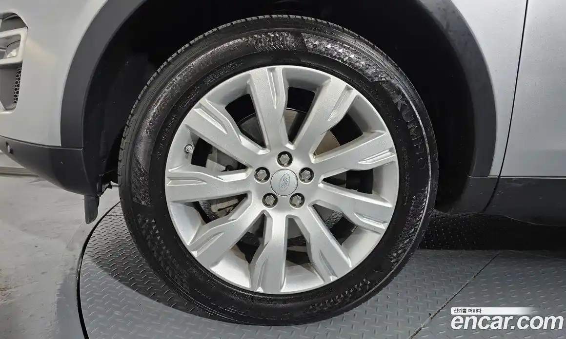 Land Rover Discovery Sport 2016 2.0 гидро в Москве № 2058869, фото 5