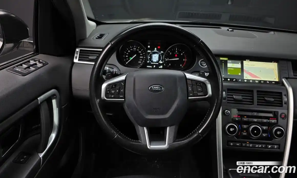Land Rover Discovery Sport 2017 2.0 гидро в Москве № 2059039, фото 13