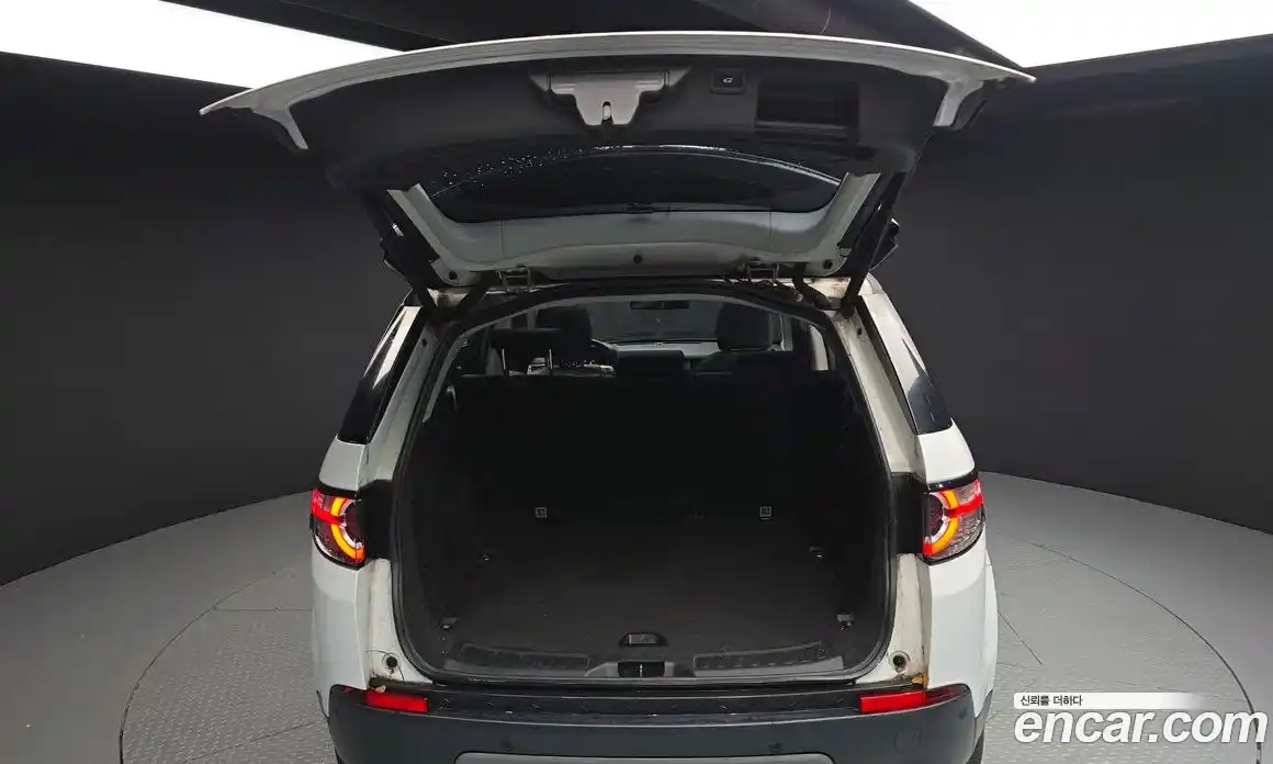 Land Rover Discovery Sport 2017 2.0 гидро в Москве № 2059039, фото 20