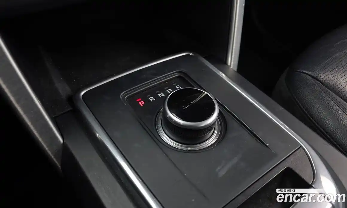 Land Rover Discovery Sport 2017 2.0 гидро в Москве № 2059039, фото 9