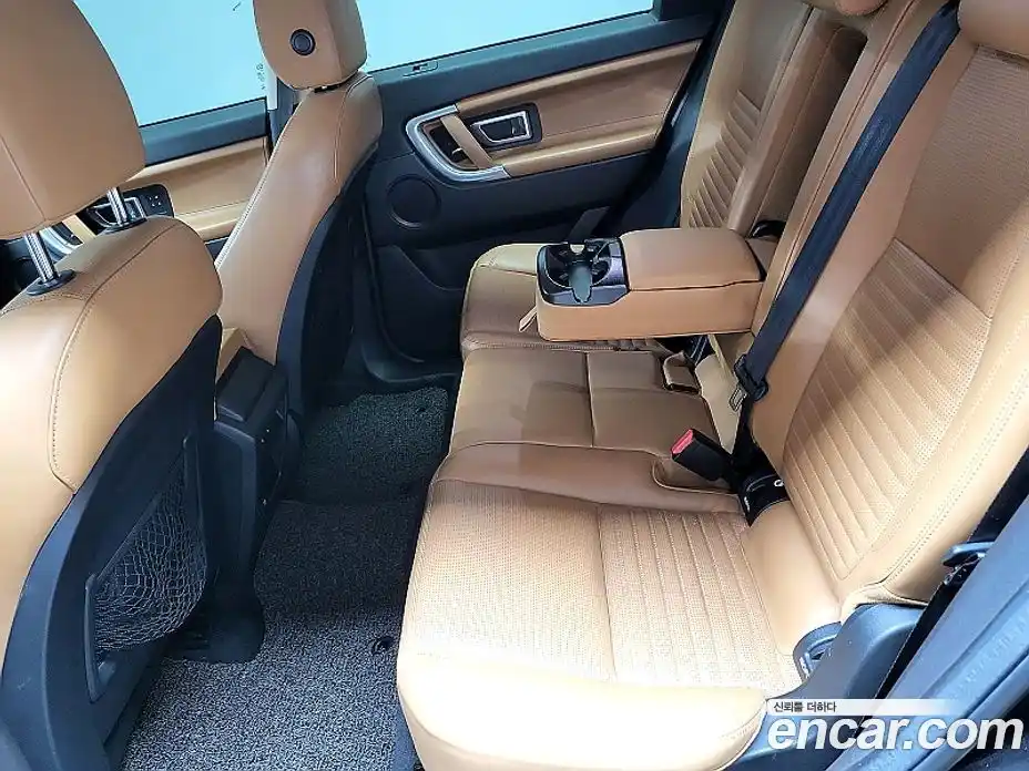 Land Rover Discovery Sport 2019 2.0 гидро в Москве № 2059164, фото 9