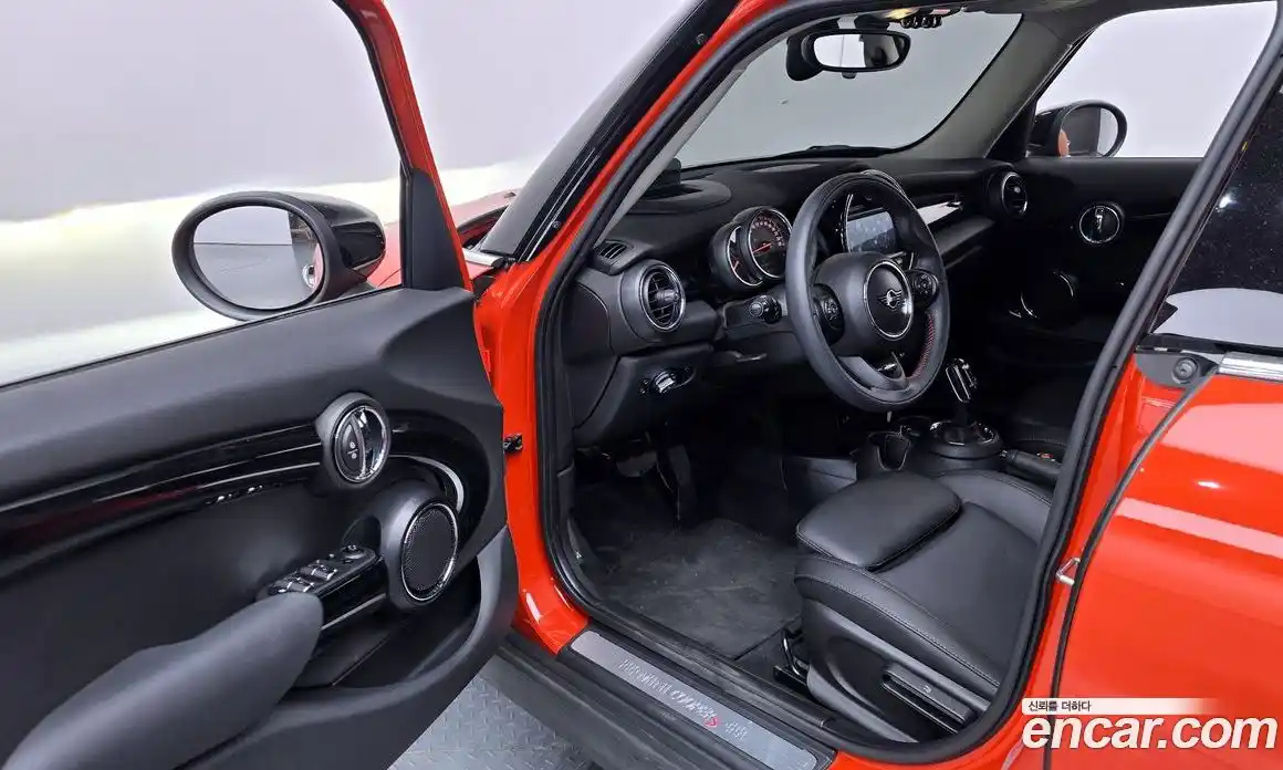Mini Cooper 2020 2.0 гидро в Москве № 2059329, фото 13