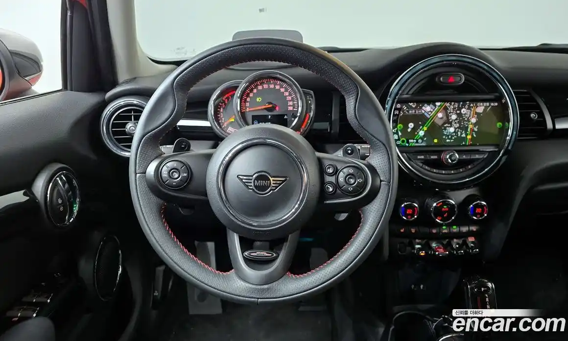 Mini Cooper 2020 2.0 гидро в Москве № 2059329, фото 18