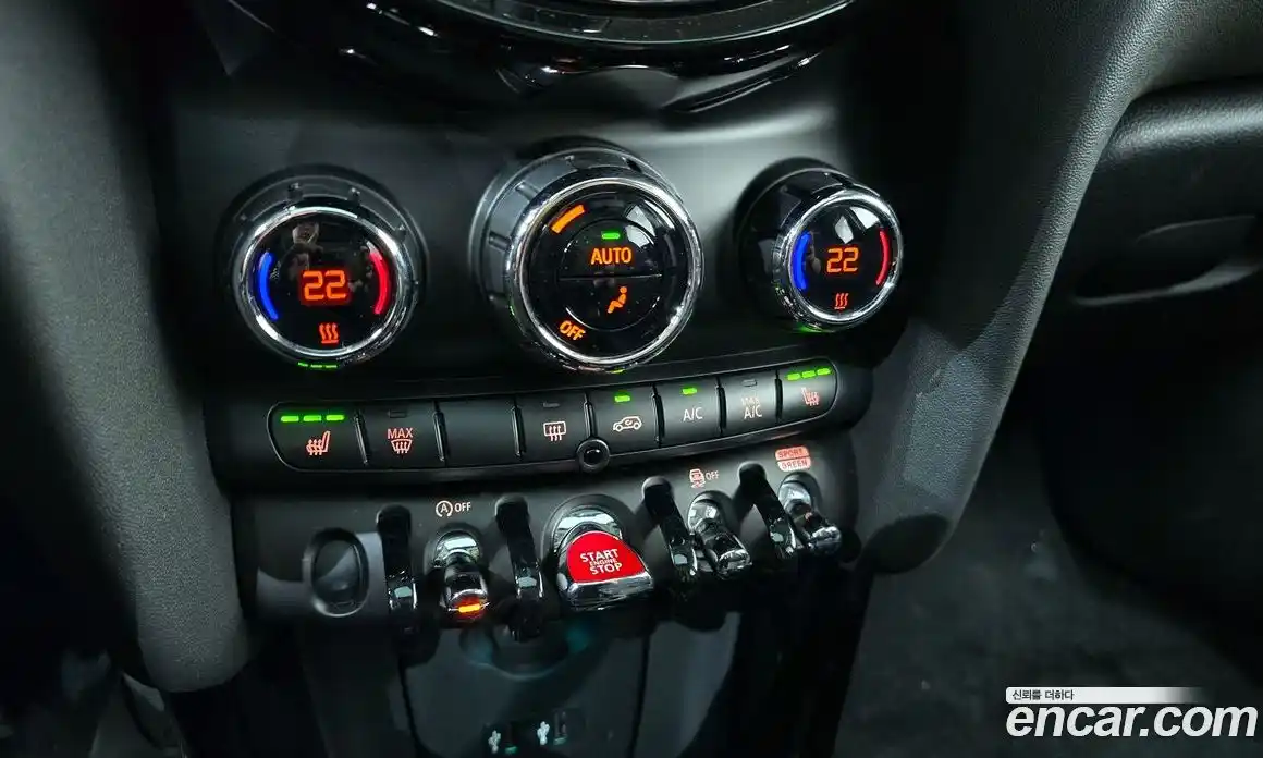 Mini Cooper 2020 2.0 гидро в Москве № 2059329, фото 27