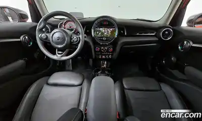 Mini Cooper 2020 2.0 гидро в Москве № 2059329, миниатюра 10