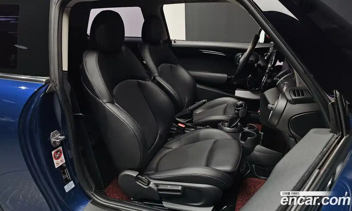 Mini Cooper 2016 2.0 гидро в Москве № 2059374, фото 11