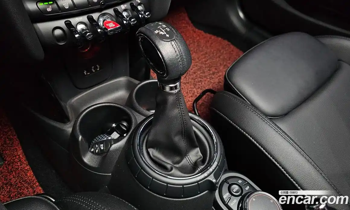 Mini Cooper 2016 2.0 гидро в Москве № 2059374, фото 9
