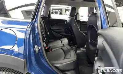 Mini Cooper 2015 1.5 гидро в Москве № 2059498, миниатюра 12