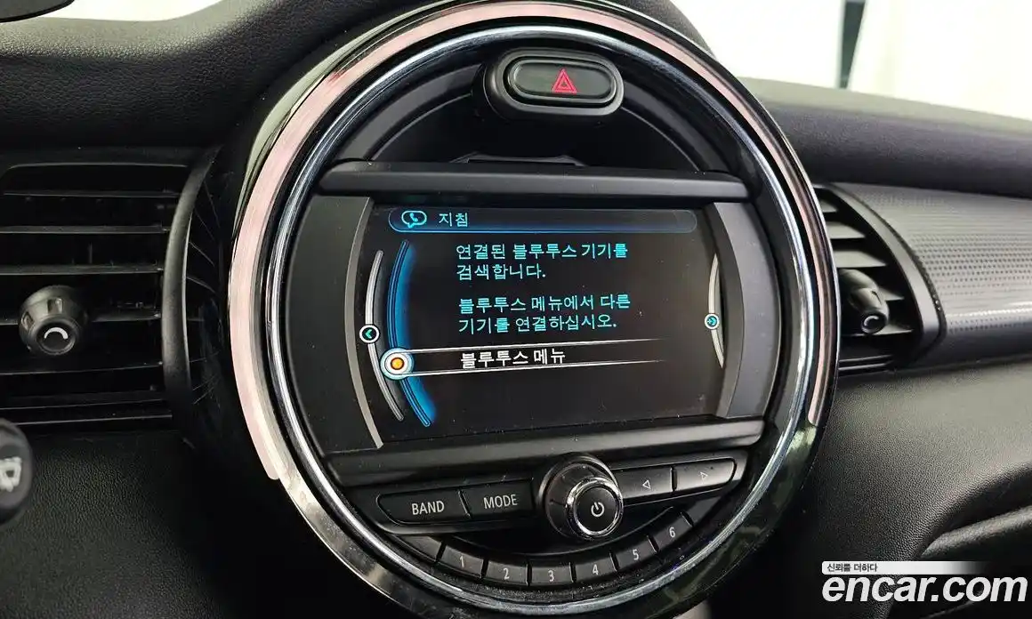 Mini Cooper 2015 1.5 гидро в Москве № 2059498, фото 17