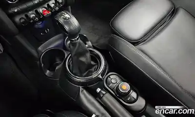 Mini Cooper 2015 1.5 гидро в Москве № 2059498, миниатюра 9