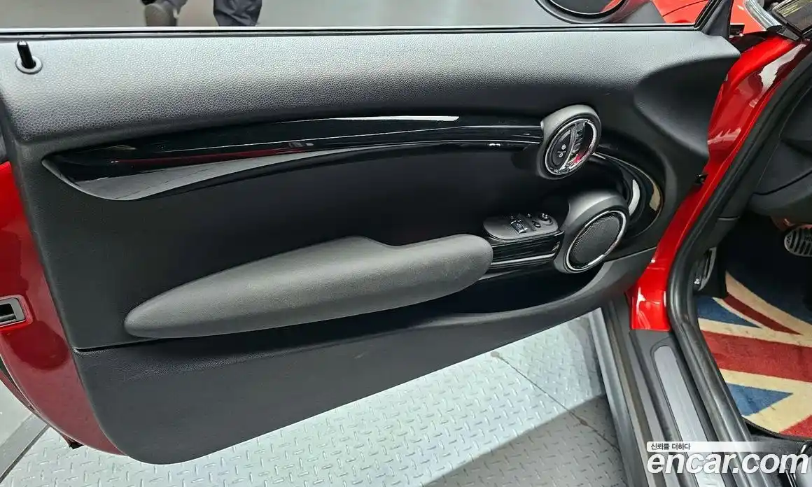 Mini Cooper 2017 1.5 гидро в Москве № 2059499, фото 14