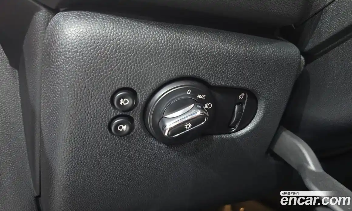 Mini Cooper 2018 1.5 гидро в Москве № 2059527, фото 27