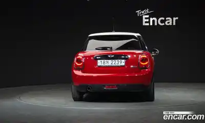 Mini Cooper 2018 1.5 гидро в Москве № 2059527, миниатюра 4