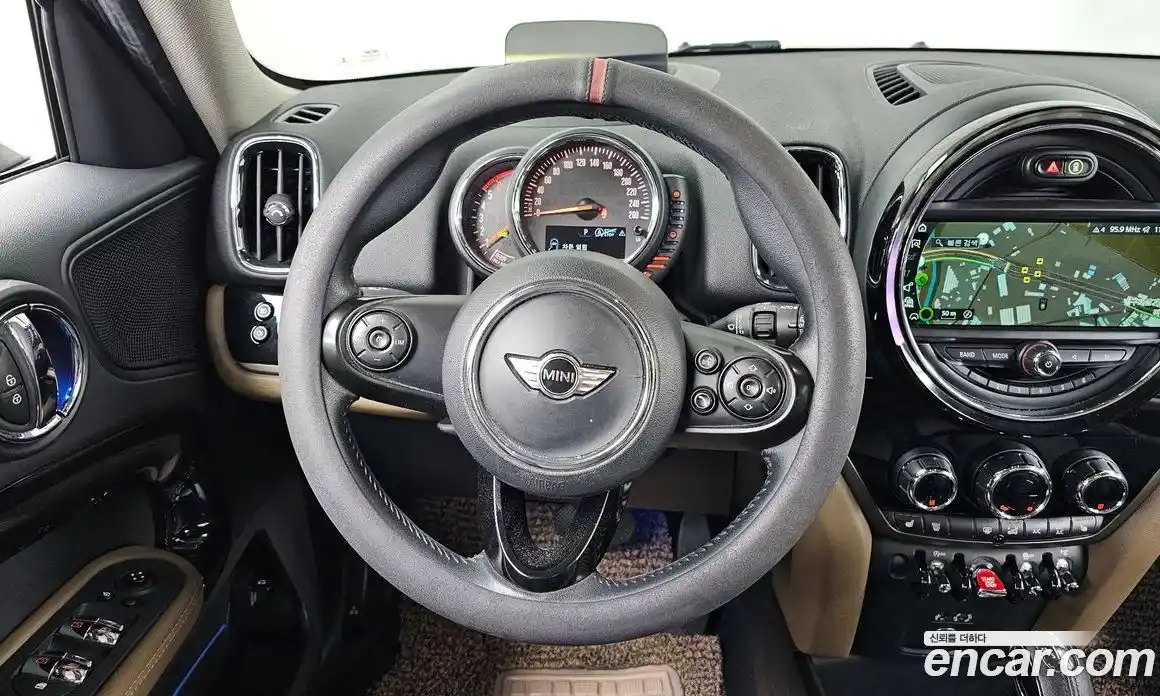 Mini Countryman 2017 2.0 гидро в Москве № 2059605, фото 19