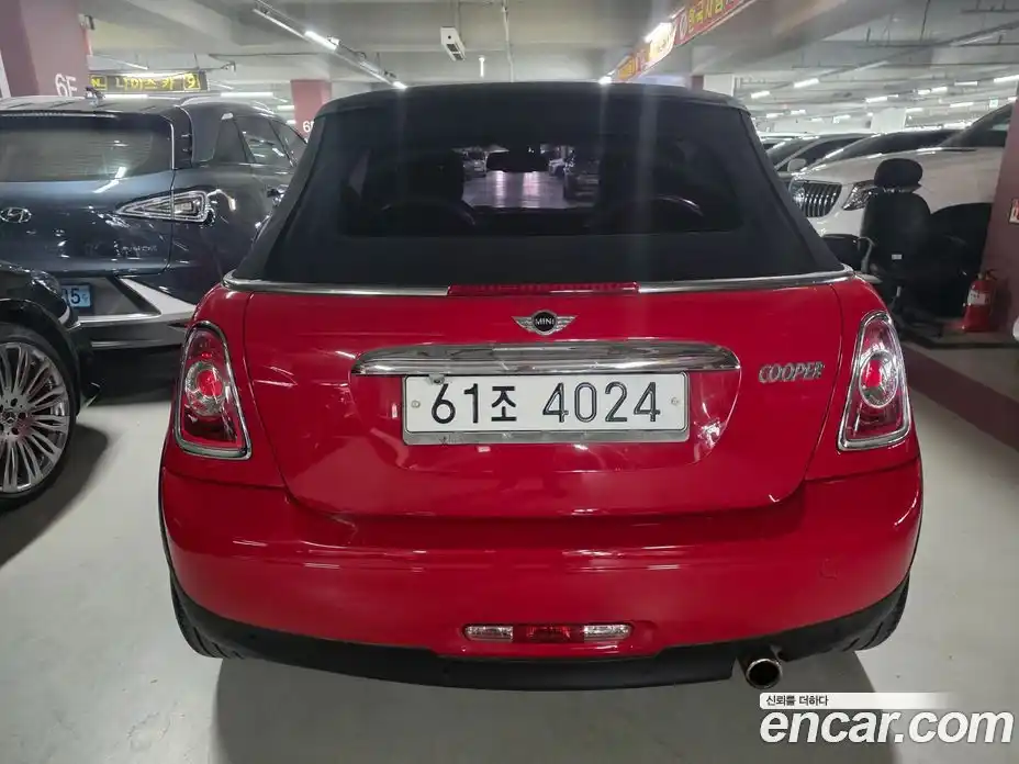 Mini Cooper Convertible 2014 1.6 гидро в Москве № 2059739, фото 4