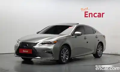 Lexus ES, 2018