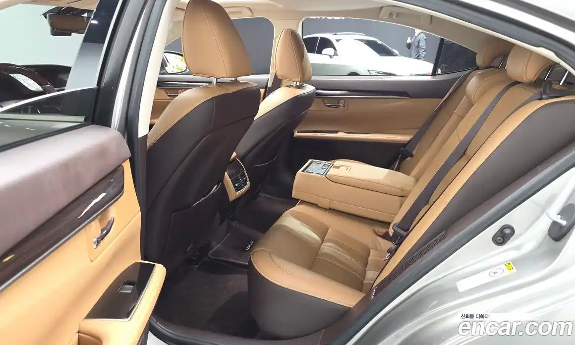 Lexus ES 2018 2.5 гидро в Москве № 2060135, фото 12