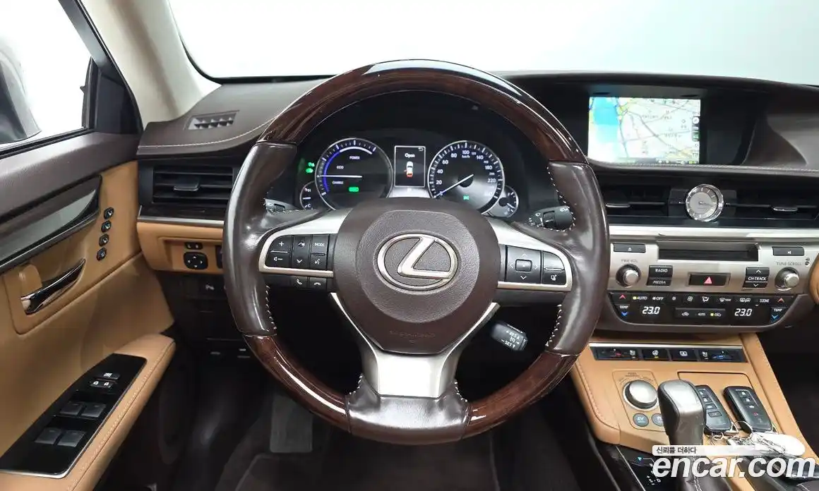 Lexus ES 2018 2.5 гидро в Москве № 2060135, фото 14