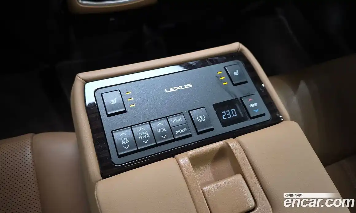 Lexus ES 2018 2.5 гидро в Москве № 2060135, фото 19