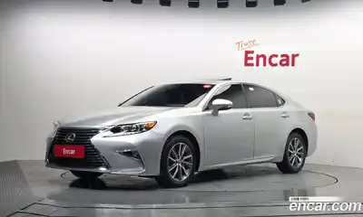 Lexus ES, 2017