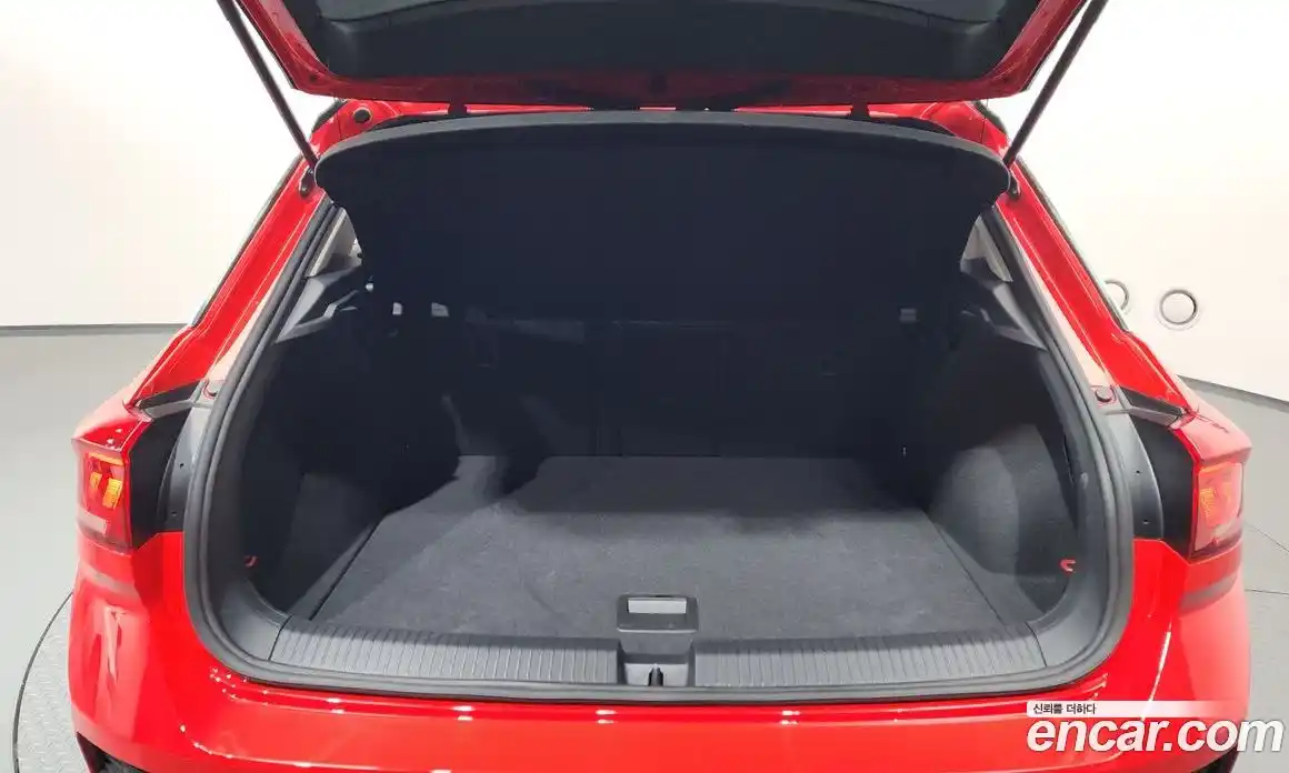 Volkswagen T-Roc 2022 2.0 гидро в Москве № 2060304, фото 26