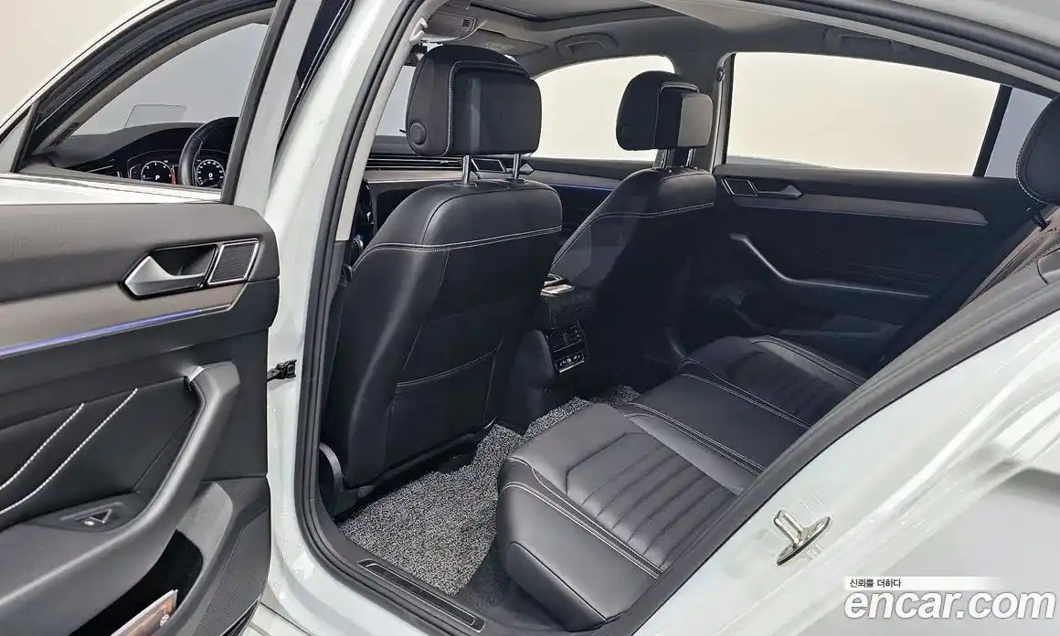 Volkswagen Passat 2022 2.0 гидро в Москве № 2060423, фото 18