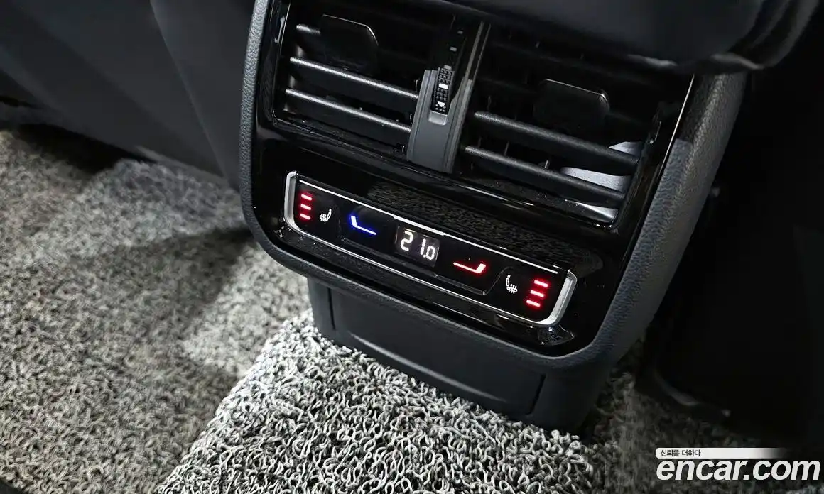 Volkswagen Passat 2022 2.0 гидро в Москве № 2060423, фото 25