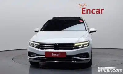 Volkswagen Passat 2022 2.0 гидро в Москве № 2060423, миниатюра 3