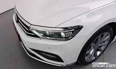 Volkswagen Passat 2022 2.0 гидро в Москве № 2060423, миниатюра 8