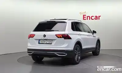 Volkswagen Tiguan 2021 2.0 гидро в Москве № 2060447, миниатюра 2