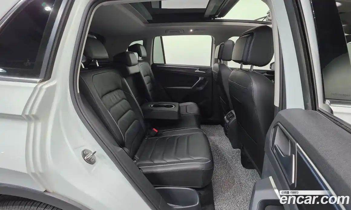 Volkswagen Tiguan 2021 2.0 гидро в Москве № 2060447, фото 25