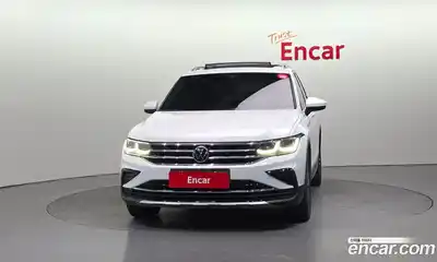 Volkswagen Tiguan 2021 2.0 гидро в Москве № 2060447, миниатюра 3