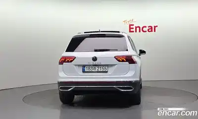 Volkswagen Tiguan 2021 2.0 гидро в Москве № 2060447, миниатюра 4