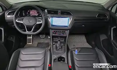 Volkswagen Tiguan 2021 2.0 гидро в Москве № 2060447, миниатюра 10